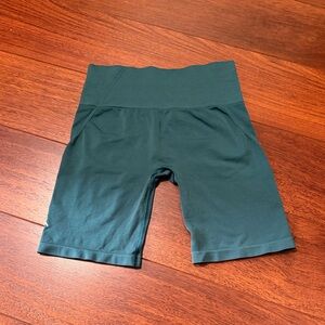 Oner Active Effortless shorts Medium EUC